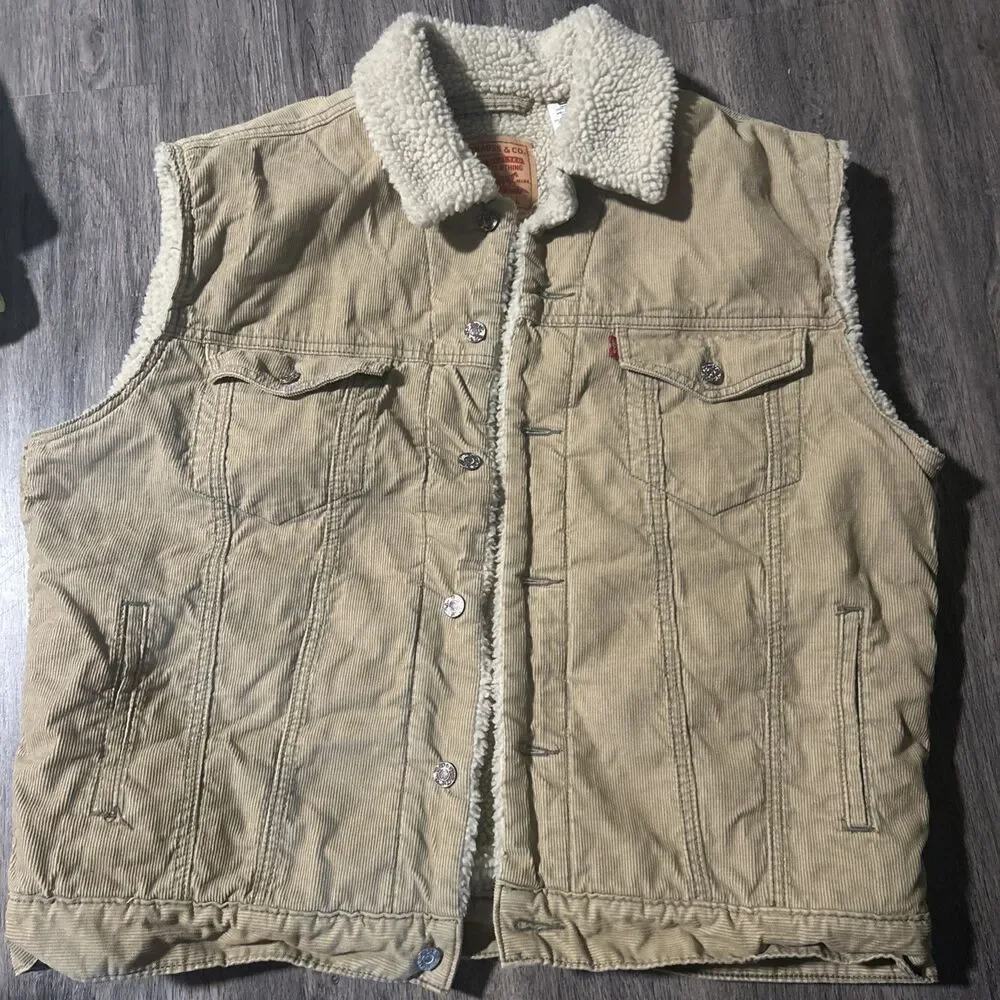 Levi's Corduroy And Sherpa Trucker Vest Size Large Beige Taupe Country Workwear